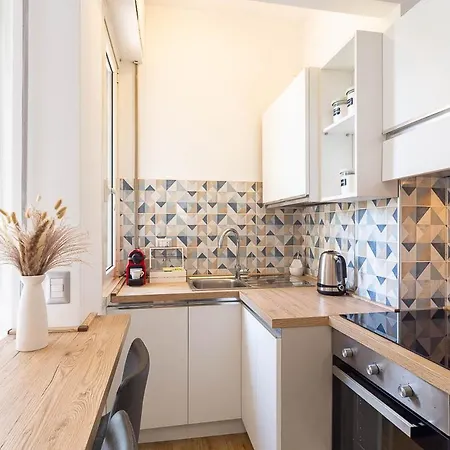 Youhosty - Fiuggi 12 Apartman Milánó